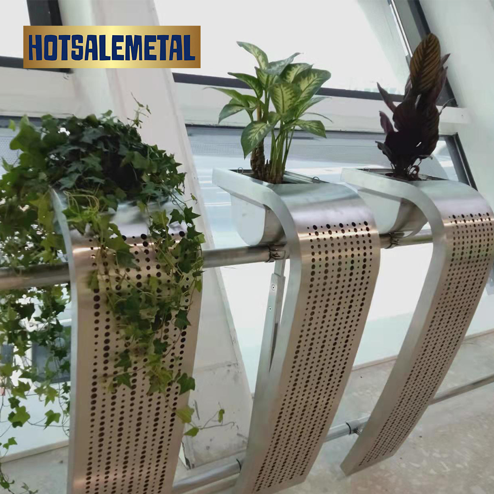 Rooftop Greening Experts! Lightweight stainless steel flower boxes, safe and stress-free
