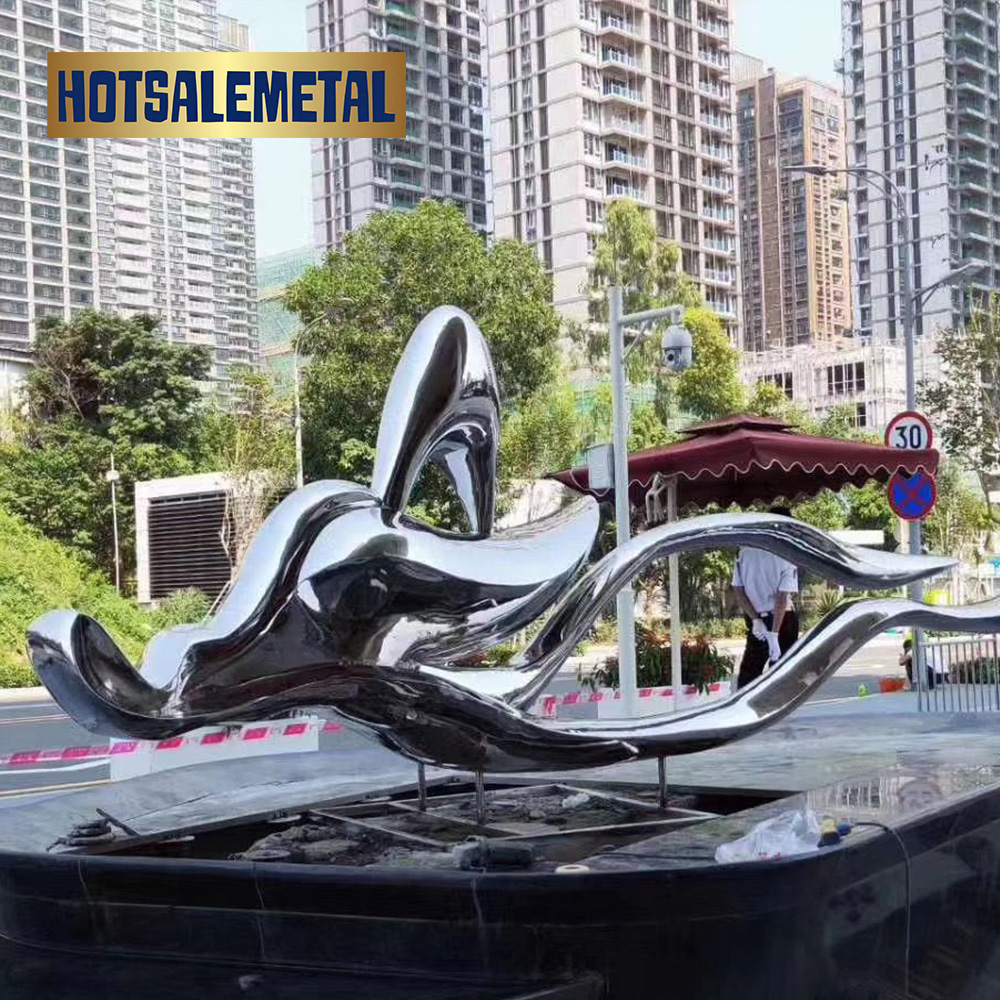 A new choice for park landmarks: Weather-resistant stainless steel sculptures, remarkably resplendent despite weathering.插图